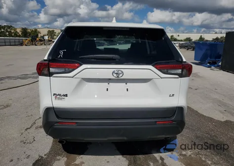 2024 Toyota Rav4 Le z USA, uszkodzony, nr VIN 2T3H1RFV7RW323994